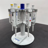 Eppendorf Single Channel Pipets: Quantity: 6 image 1